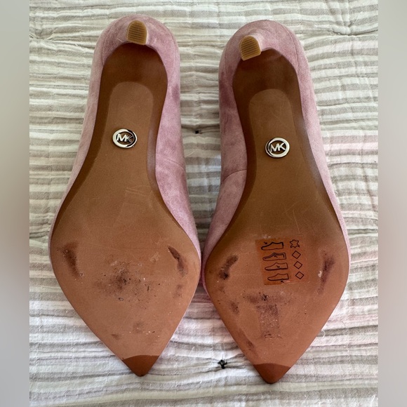 Michael Kors Keke Pumps Pink Suede size 8 - Picture 4 of 5